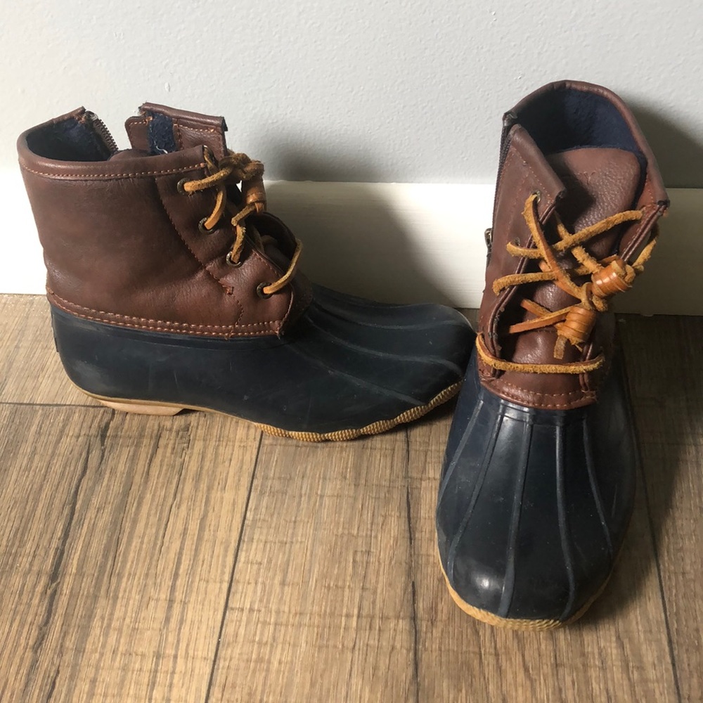Sperry rain boots